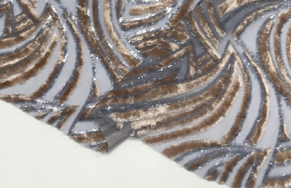 [1200] Lion Back Zebra Pattern [Dress Store Decoration Brushed Brushed Glitter Fabric Japan] Nippori Textiles